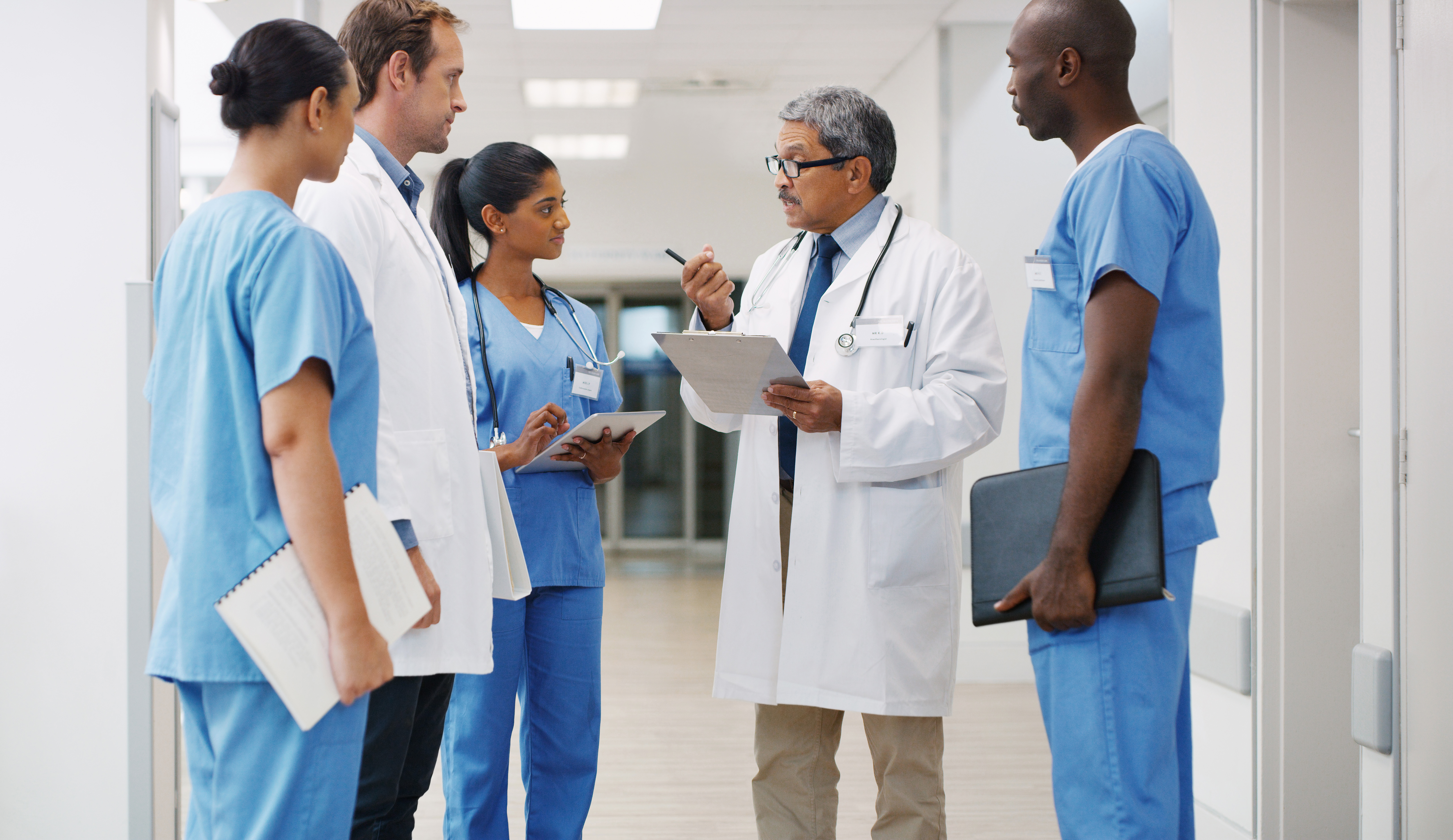 Healthcare professionals collaborating through the Digital Healthcare Network